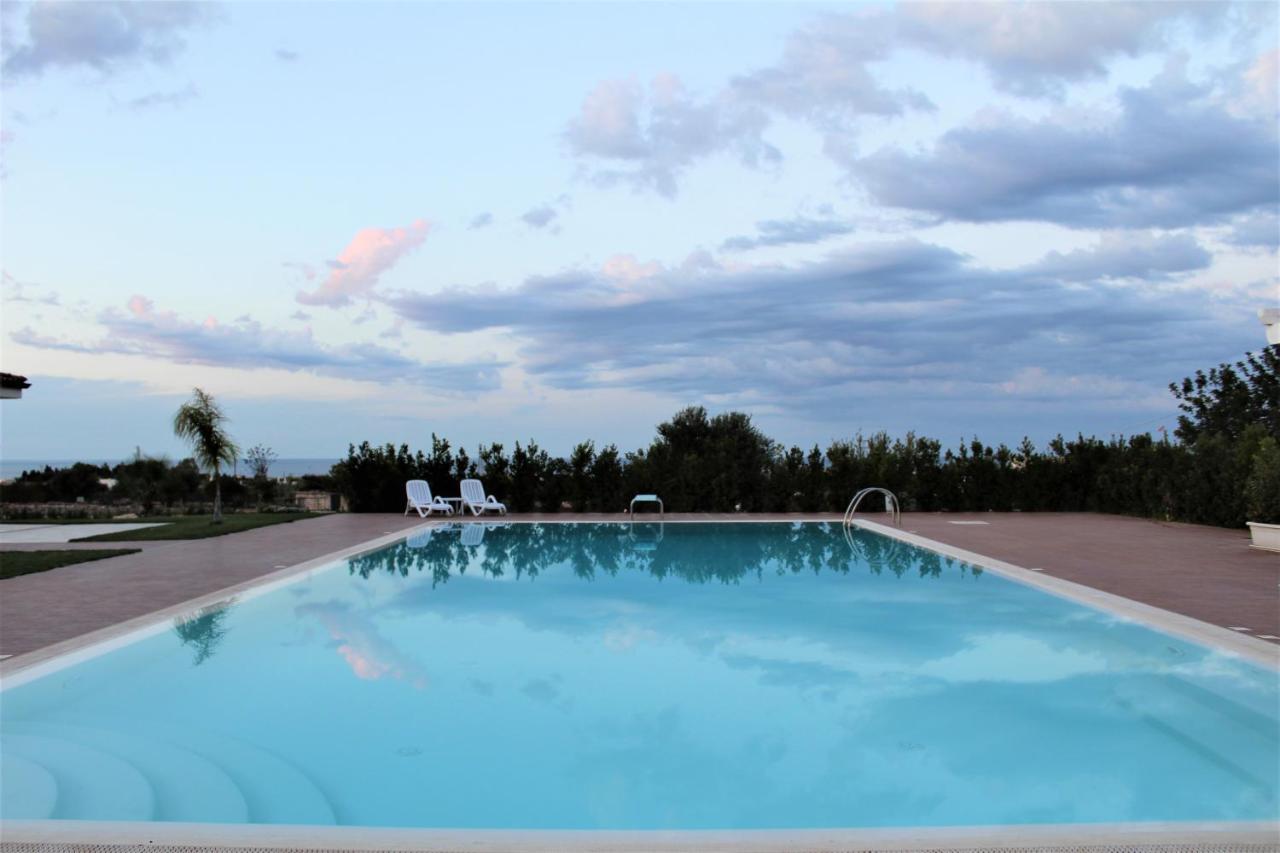 פולינאנו א מארה Villa Maria - Apartments In Villa With Pool מראה חיצוני תמונה