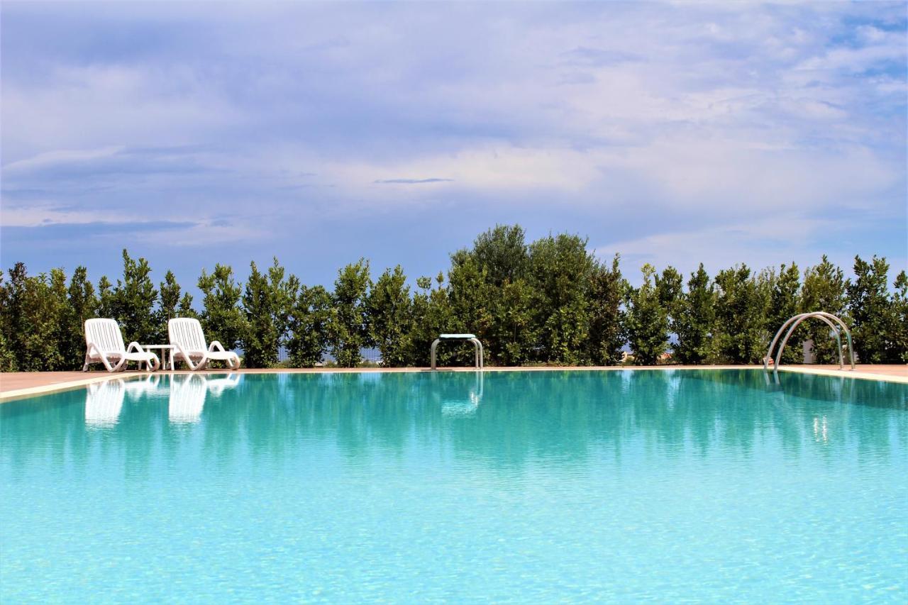 פולינאנו א מארה Villa Maria - Apartments In Villa With Pool מראה חיצוני תמונה