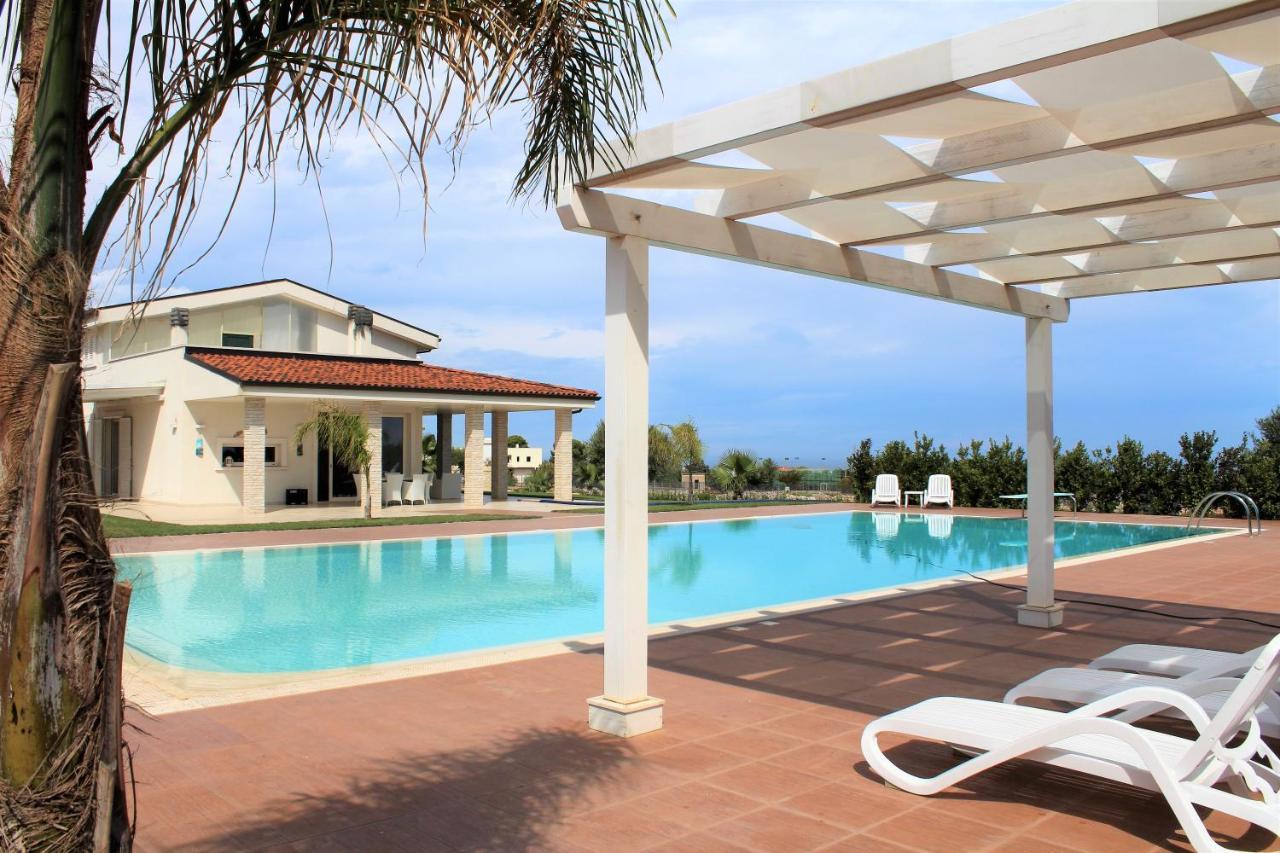 פולינאנו א מארה Villa Maria - Apartments In Villa With Pool מראה חיצוני תמונה