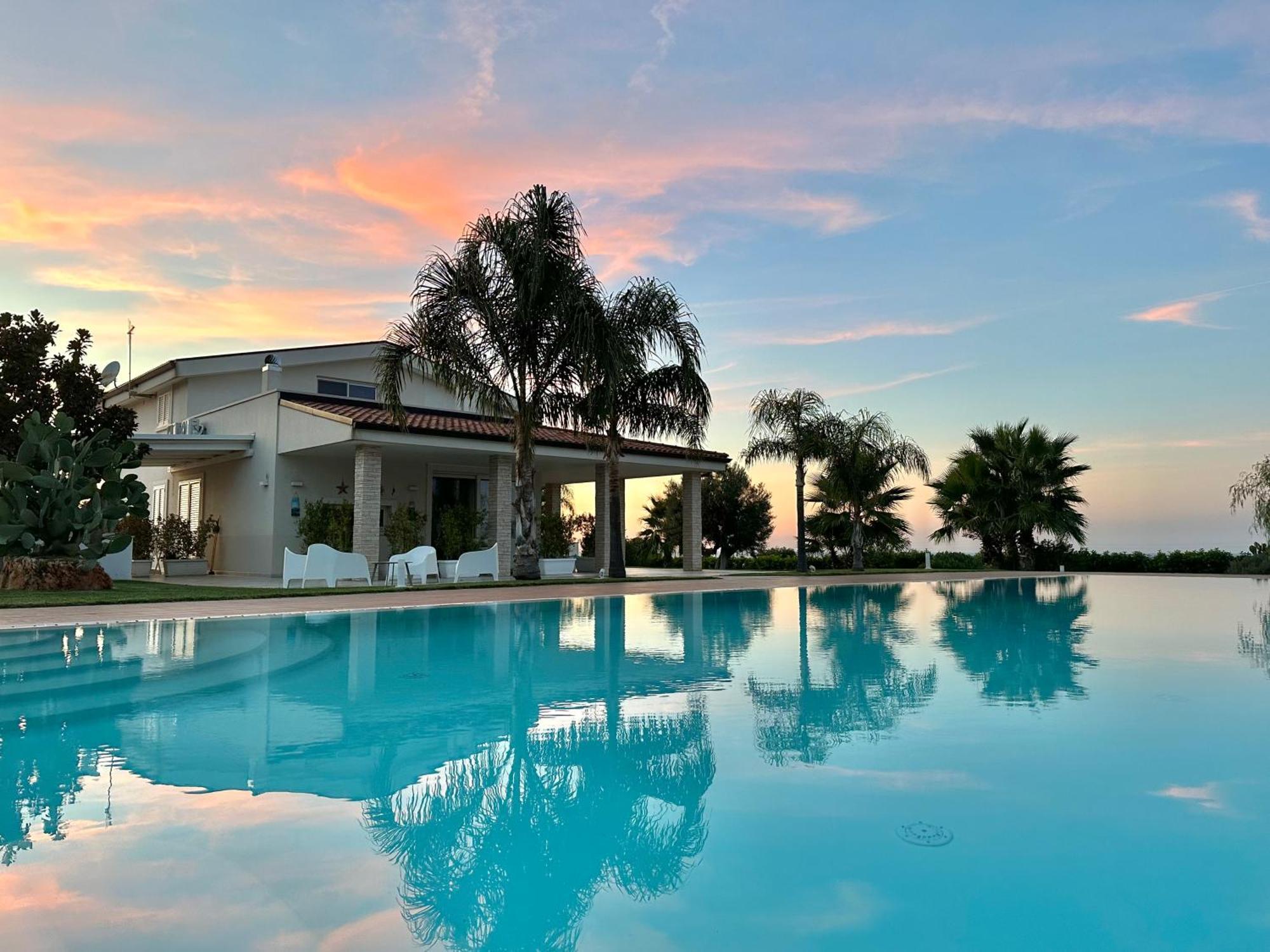 פולינאנו א מארה Villa Maria - Apartments In Villa With Pool מראה חיצוני תמונה